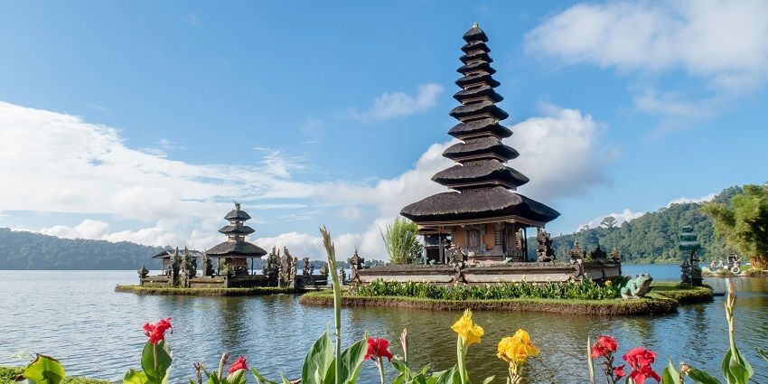 Bali Travel Guide: Explore Top Destinations, Culture, and Local Tips